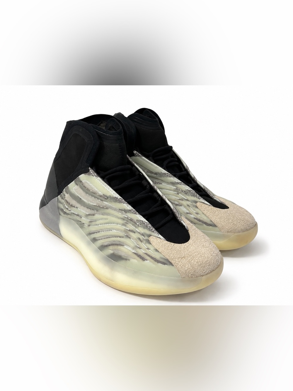 Adidas YZY QNTM Barium Size 10 SKU H68771 Basketball Yeezy Kanye (NoBox)